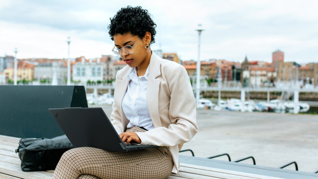 01 ThinkPad T14s 5 Intel Modernized And Ultra Portable Design A2b2650f 4439 49c3 Bda8 849c85f4a56a 1024x576